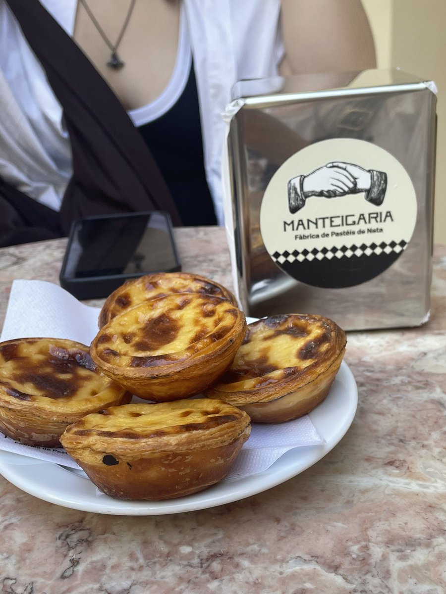 egg tarts in portugal ! ♡ 🇵🇹