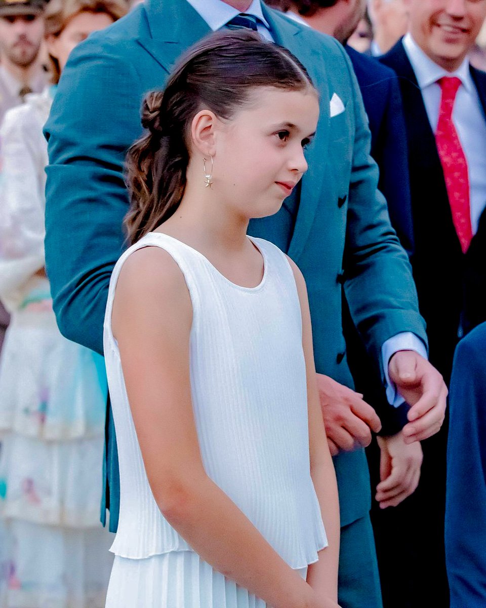 royalchildren_'s tweet photo. Princess Amalia and Prince Liam of Nassau attend festivities ahead of Luxembourg National Day, at the Place Guillaume II in Luxembourg 🇱🇺 -June 22nd 2025.
.
📷 : Domingos Oliveira/RTL. LU.
.
#PrincessAmalia #PrinceLiam #Luxembourg https://t.co/F7gA5k2Vug