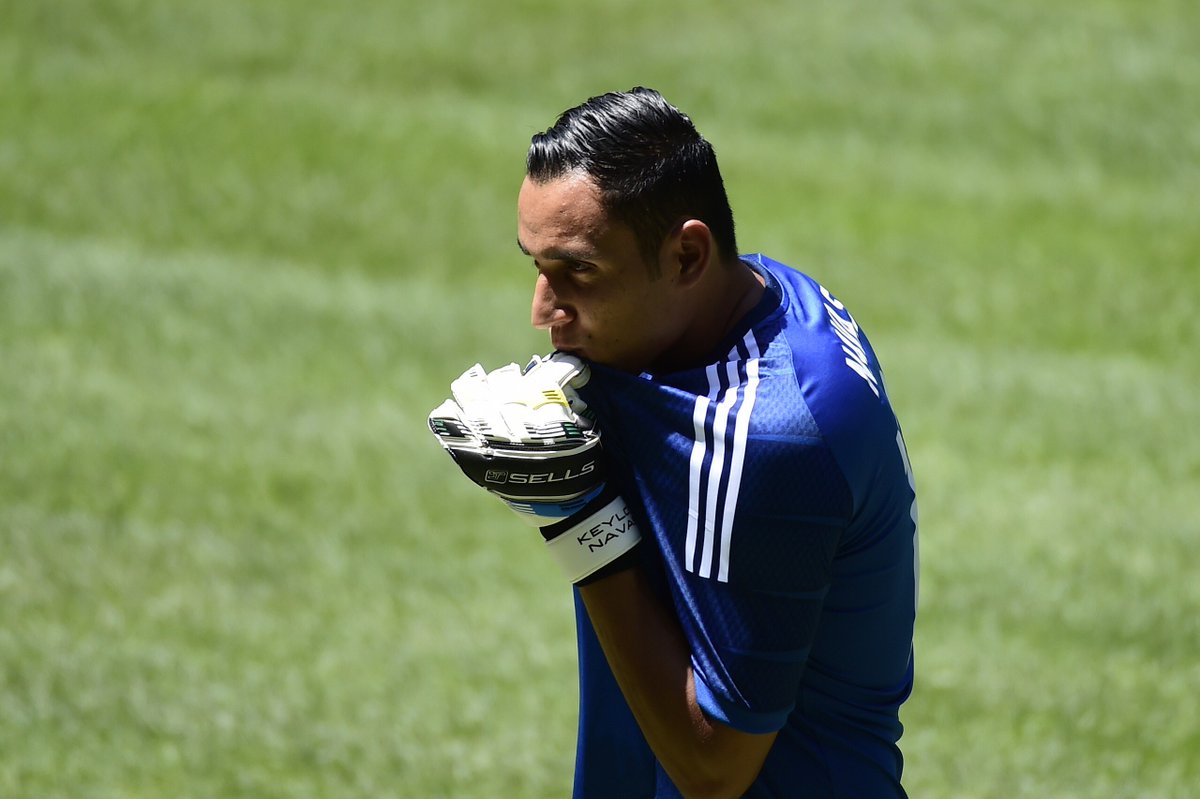 LigadeCampeones's tweet photo. ⏮ #TalDíaComoHoy en 2014...

🇨🇷 @NavasKeylor era presentado en el Bernabéu

#UCL https://t.co/BOD61Y7L6Q