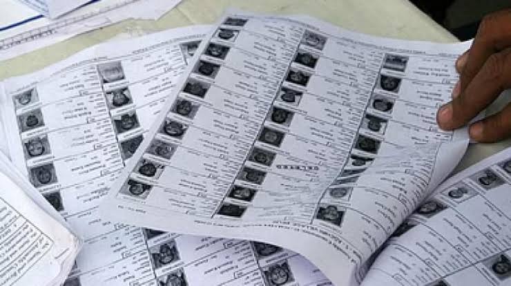 Election Commission of India has suspended 4 West Bengal govt officers:

2 Electoral Registration Officers.
2 Assistant Electoral Registration Officers.

They are accused of adding fake voters, sharing login credentials with unauthorised persons, and compromising data security.