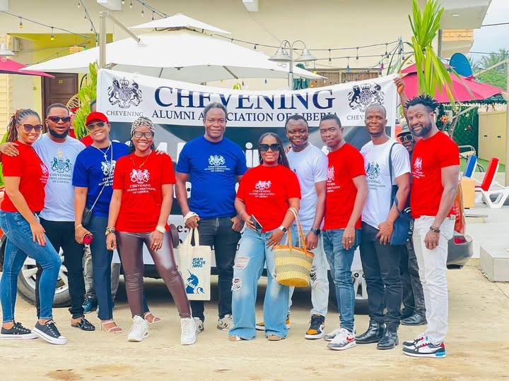 UKinLiberia π¬π§π±π· (@ukinliberia) on Twitter photo π’ Applications to study in the UK on a fully funded Chevening Scholarship are now OPEN! π’
Eligible Liberians are encouraged to apply to study for a one-year masterβs degree in the UK π¬π§π±π·
Apply today: chevening.org/apply deadline 07 Oct.
#MyCheveningJourney <a href="/CheveningFCDO/">Chevening Awardsπ¬π§</a> π’ Applications to study in the UK on a fully funded Chevening Scholarship are now OPEN! π’
Eligible Liberians are encouraged to apply to study for a one-year masterβs degree in the UK π¬π§π±π·
Apply today: chevening.org/apply deadline 07 Oct.
#MyCheveningJourney <a href="/CheveningFCDO/">Chevening Awardsπ¬π§</a>