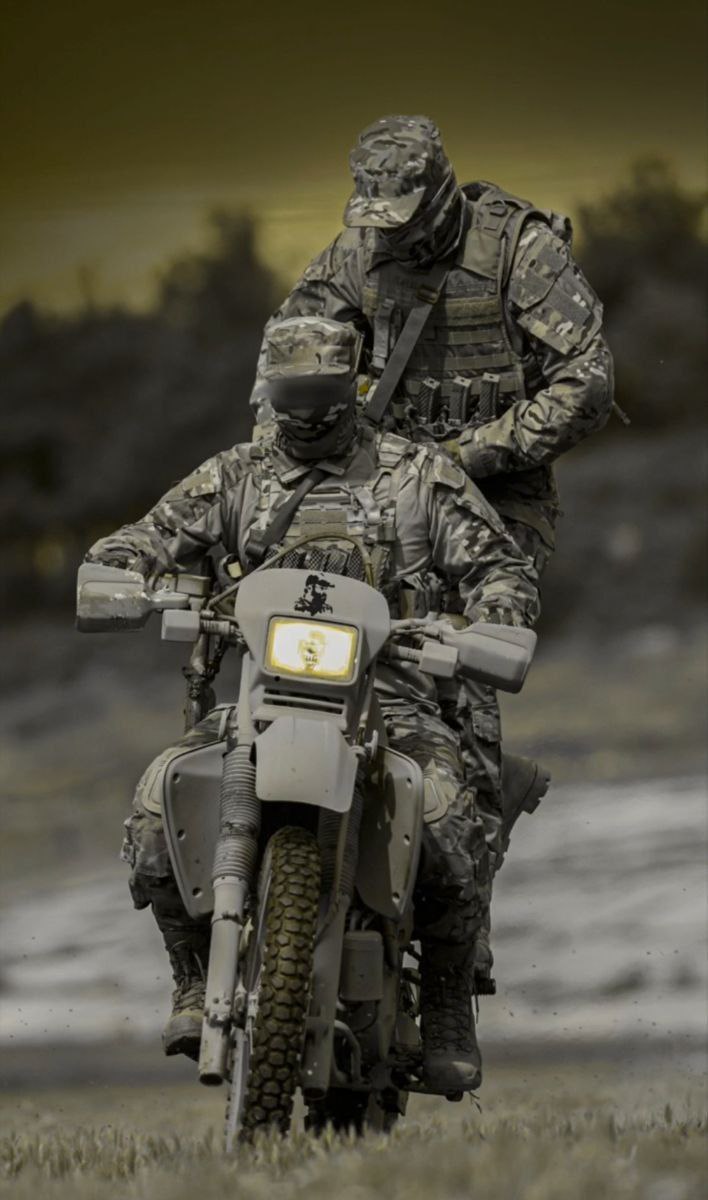 إنزعوا حُبّ الحُسين (ع) من قلوبنا،
حينها ستنزعونَ السّلاح! 💛

  #لا_لنزع_سلاح_المقاومة