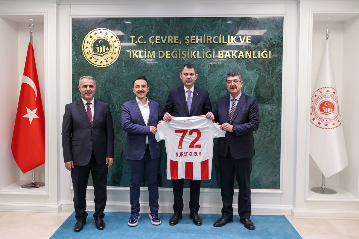 📍 Çevre, Şehircilik ve İklim Değişikliği Bakanlığı

İl Başkanımız Hüseyin Şansi ile birlikte, Çevre, Şehircilik ve İklim Değişikliği Bakanımız Sayın Murat Kurum’u ziyaret ettik.

Batman’ın altyapı, çevre düzenlemesi ve kentsel dönüşüm ihtiyaçlarını ilettik; yeni projelerimizi