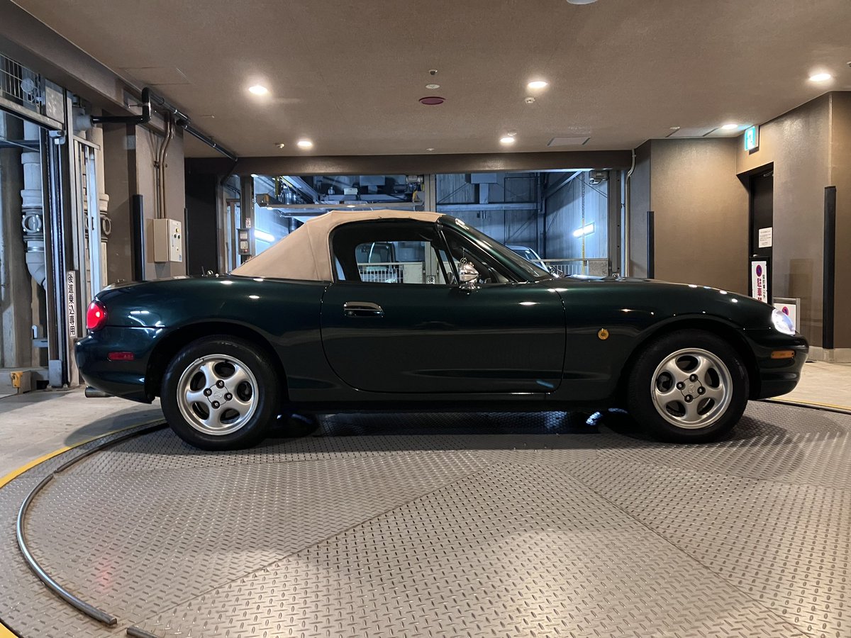 nb8c_2000's tweet photo. アウタードアハンドルをメッキにしました
いったんこれで外装は整った
あとは幌交換して足回りをどうするか https://t.co/57YZnPypv6