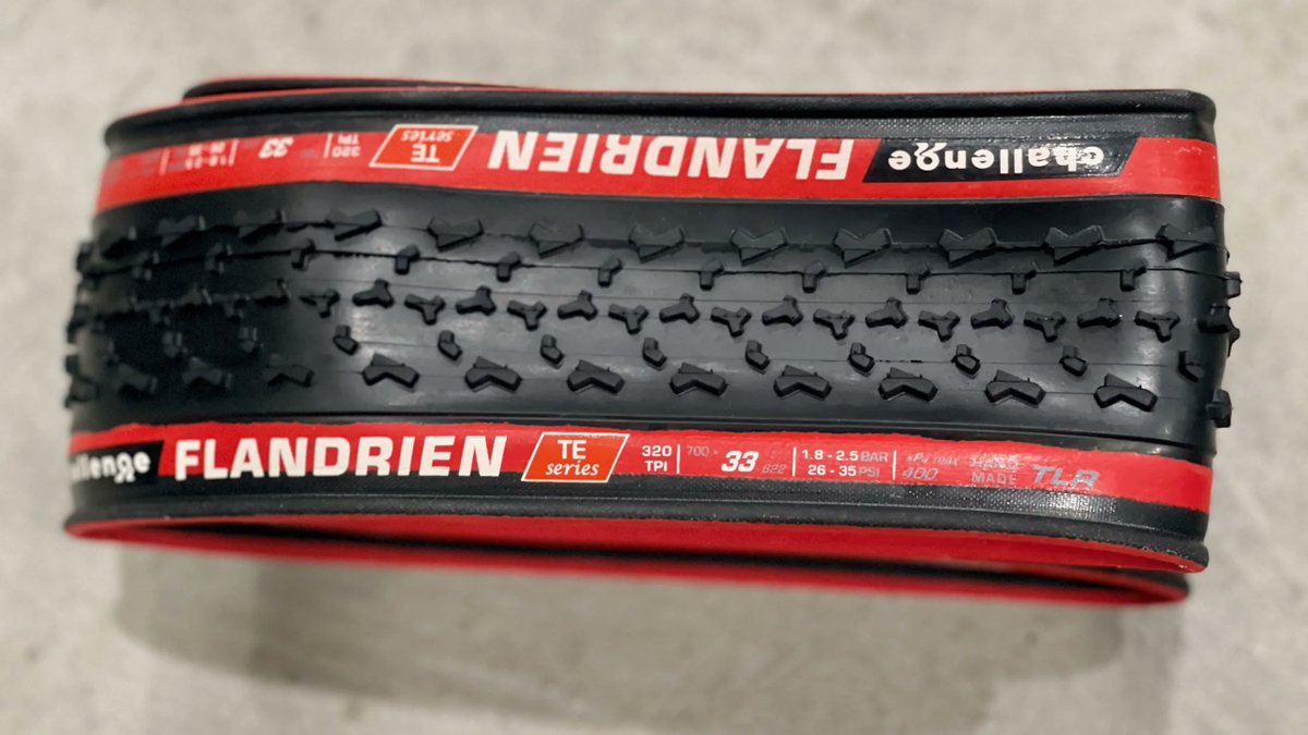 First Look &amp; First Ride: Challenge Flandrien TE Handmade TLR CX Tire bikerumor.com/challenge-flan…