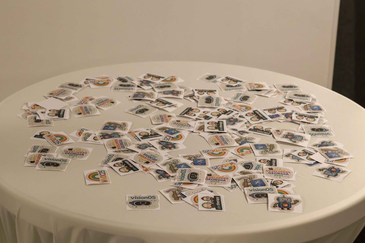 appleDevGeorgia's tweet image. We are thrilled to announce that our event on the 24th of July was a huge success! 🙌 

Finally, a massive thank you to everyone who attended and shared their positive feedback. Your support motivates us to keep pushing forward and make future events even better! 💪