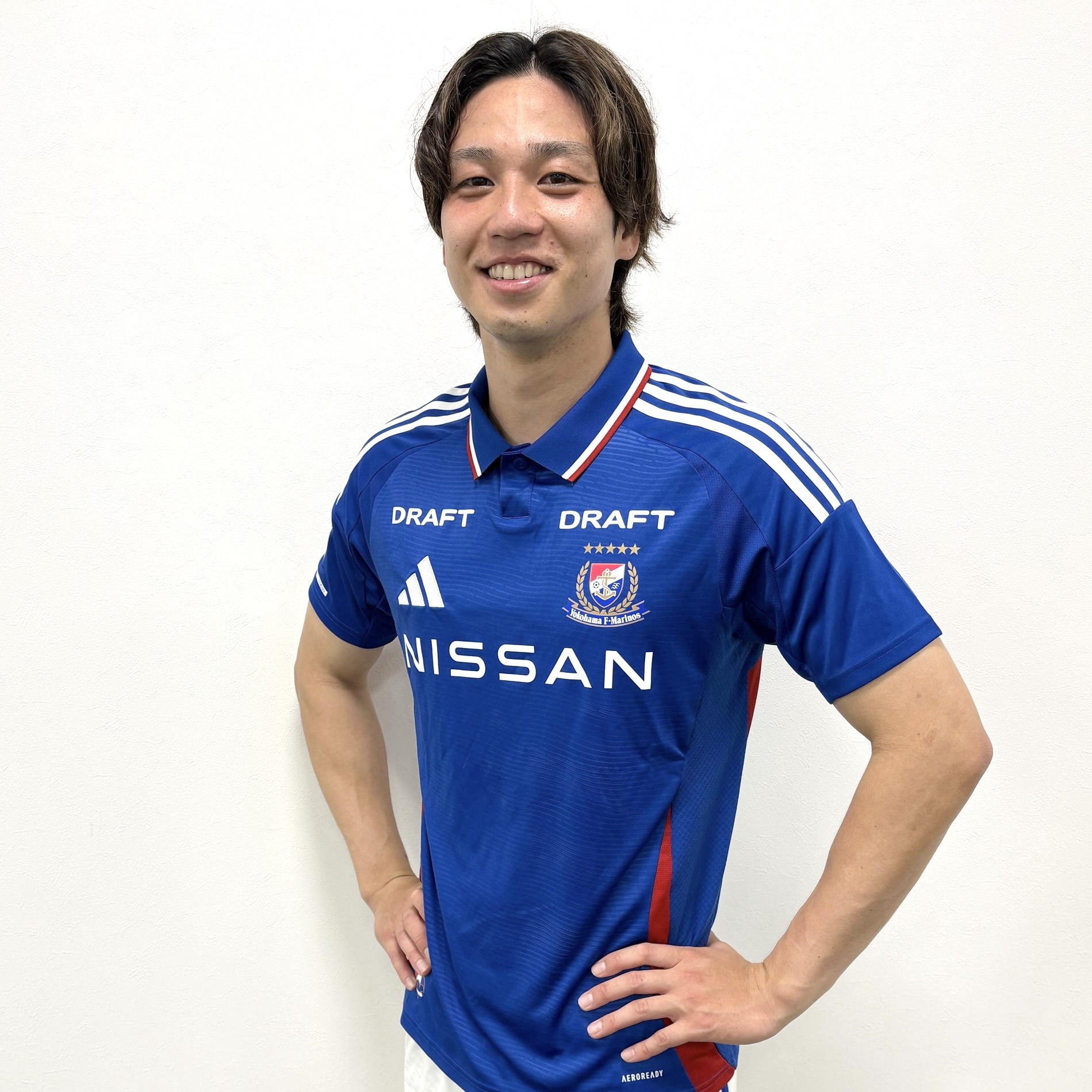 横浜F・マリノス 2025 ホームユニフォーム #22 角田涼太朗　XLサイズ 横浜F・マリノス 2025 ホームユニフォーム #22 角田涼太朗 XLサイズ