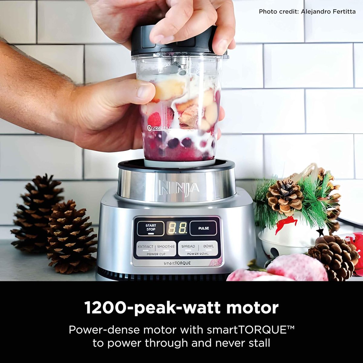 Sohelfr143's tweet image. Small But MIGHTY!
Don’t let its size fool you – this Ninja crushes frozen fruits, ice &amp;amp; nuts like nothing.
Perfect for small kitchens 💥
🛒 See it here: shorturl.at/VFBrN
#CompactBlender #BlenderLove #NinjaKitchen #KitchenTech