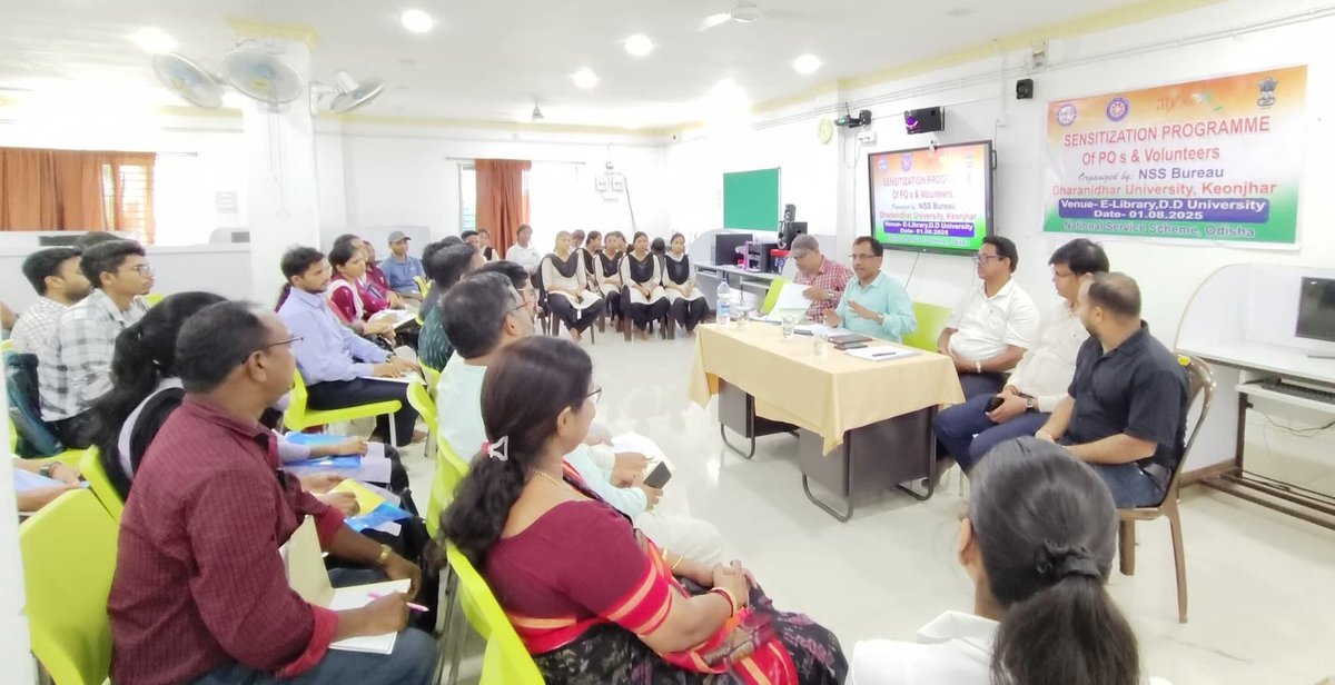 nssbbsr's tweet image. Building a better future!
NSS Odisha's Sensitization Programme for Programme Officers and Volunteers of Dharnidhar University, Keonjhar, is a step towards empowering youth to drive positive change. #NSS #YouthPower #CommunityDevelopment