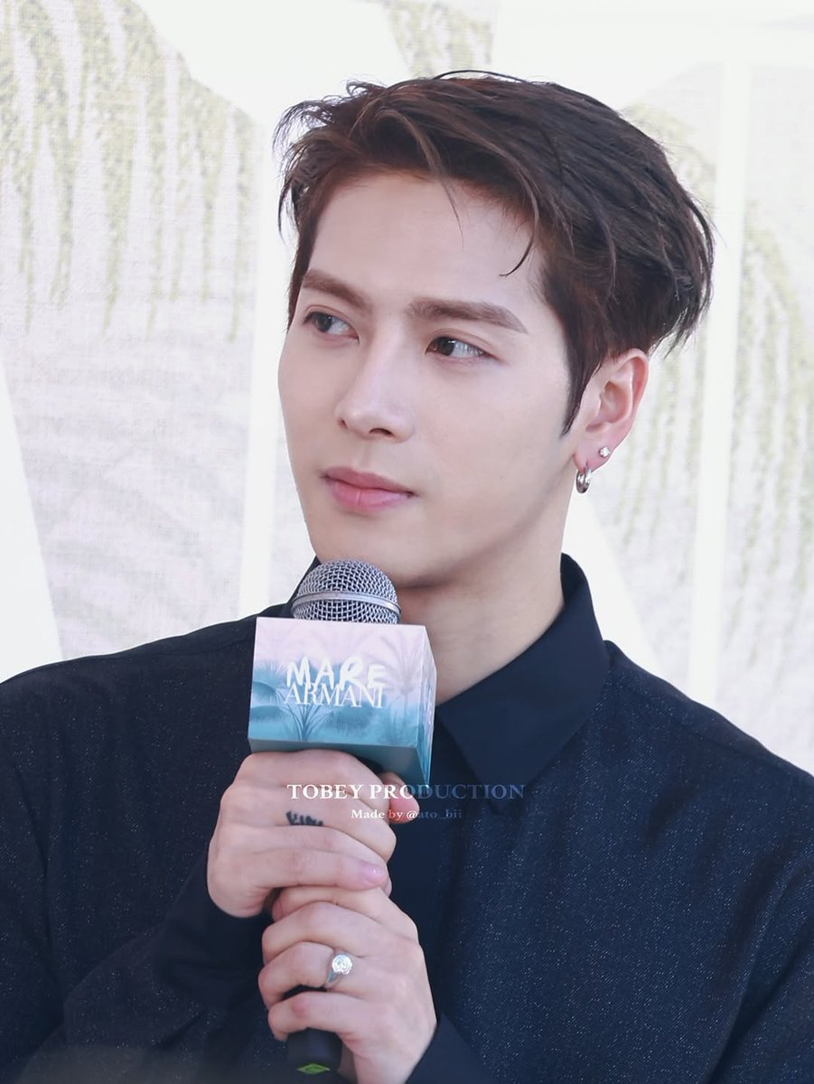 TEAM WANG CREW (@teamwangcrew) on Twitter photo Jackson Wang in his signature all black attire, grey eyes and brown hair for Armani in Hangzhou, China 🖤
<a href="/JacksonWang852/">Jackson Wang</a>
#JacksonWang
#MAGICMAN2
#jacksonwangxarmani Jackson Wang in his signature all black attire, grey eyes and brown hair for Armani in Hangzhou, China 🖤
<a href="/JacksonWang852/">Jackson Wang</a>
#JacksonWang
#MAGICMAN2
#jacksonwangxarmani