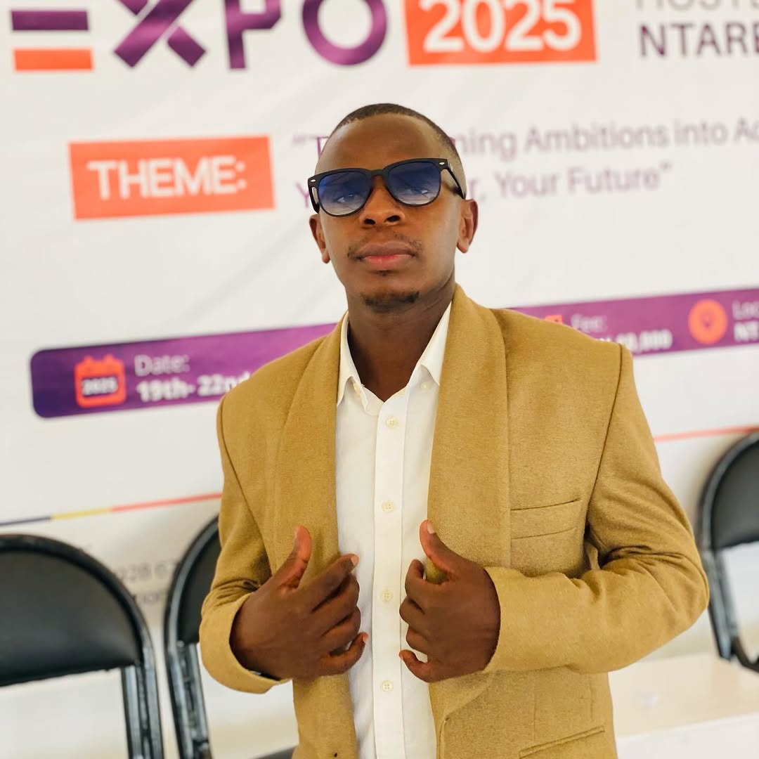 I don't need no cake, just need more life, blessings &amp; money. 

Happy Birthday to me 🎉