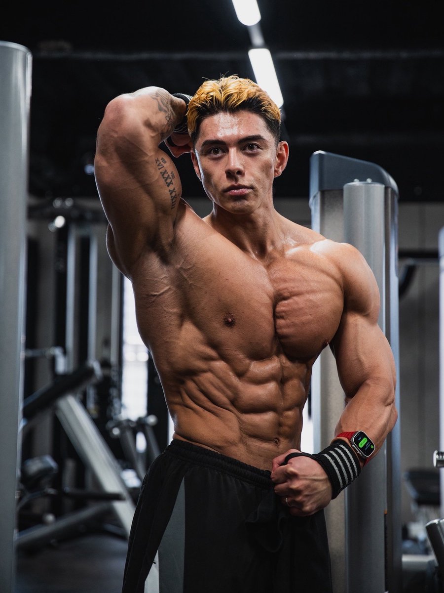 LYFT リフト　エドワード加藤IFBBPRO 記念パーカー Edward Kato (@edwardkato_) / Posts / X