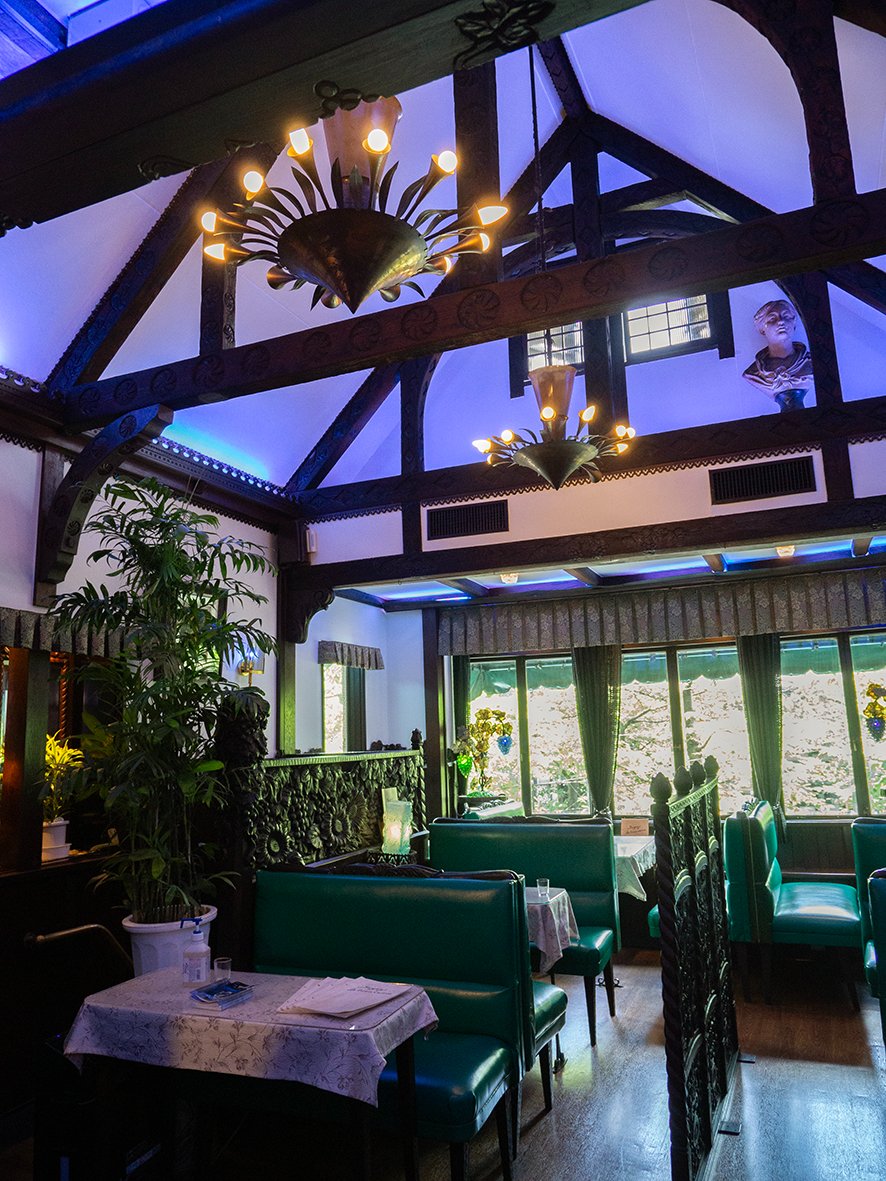 東郷青児 - Search / X