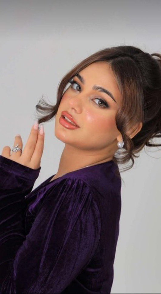 ساره مهند🔥🍑
#ساره_مهند