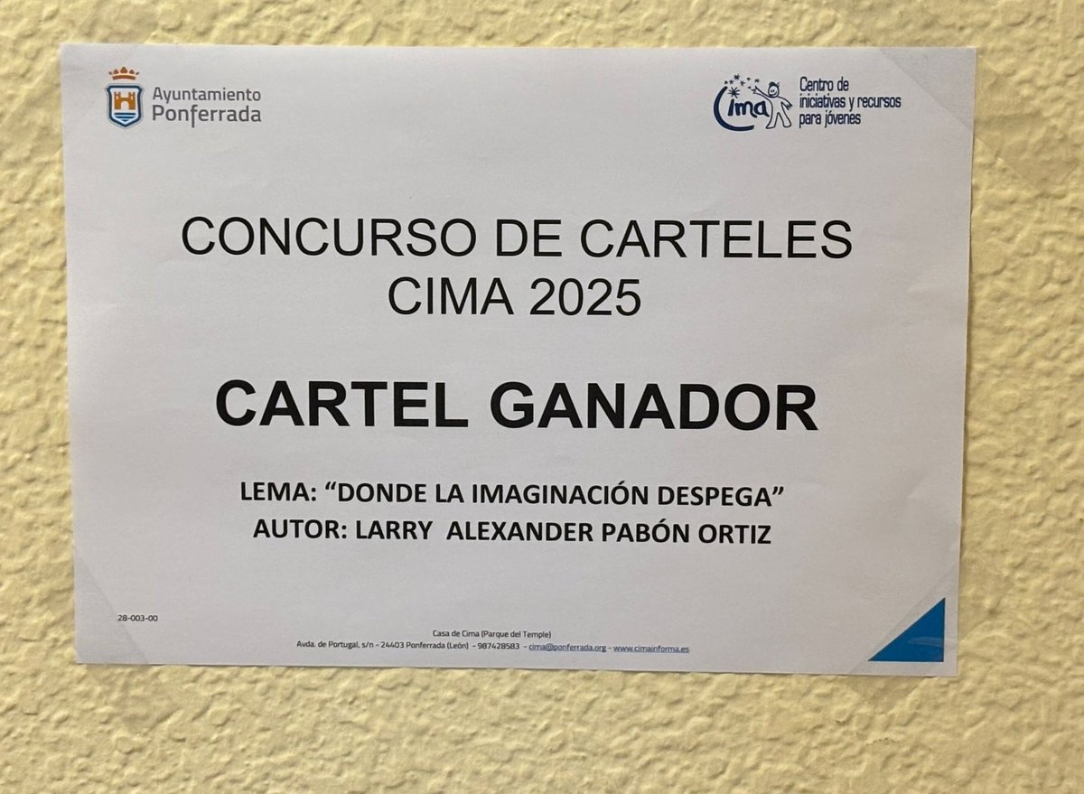 La concejal de Juventud, <a href="/evuchy30/">eva</a>, ha presentado el cartel ganador de la Ciudad Mágica de #Ponferrada, que se celebrará del 1 al 6 de septiembre🎉
Enhorabuena a todos los participantes por la gran calidad de los trabajos presentados. Se lo habéis puesto muy difícil al jurado👏🏻
