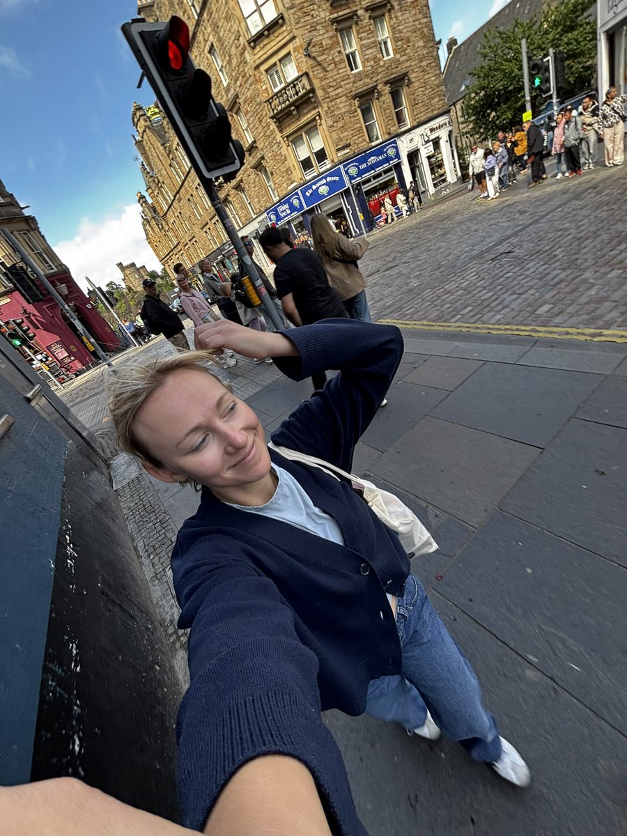 Olivia Ormond tweet media