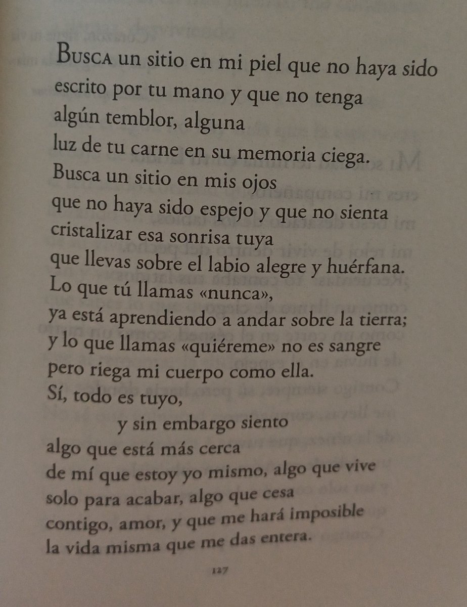 Este poema se llama "Lo que tu llamas quiereme" y pertenece a Rimas. Me gusta muchísimo.  Espero que a vosotros también. La buena poesía siempre relaja, me relaja.