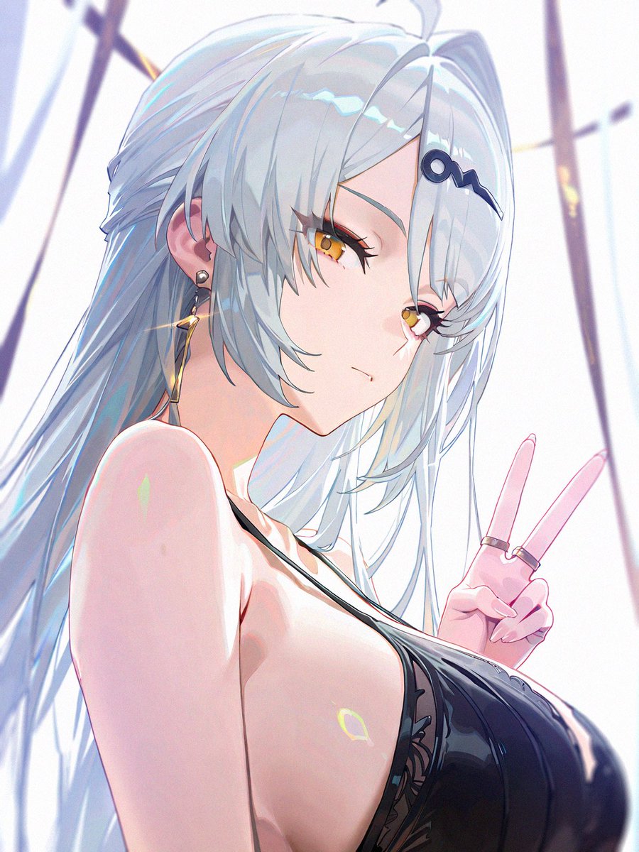 Luna (@luna_bluea) on Twitter photo  Luna (@luna_bluea) on Twitter photo