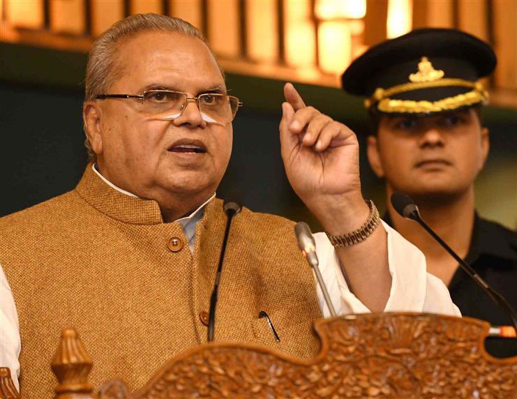 किसानों और जवानों की प्रखर आवाज और पूर्व राज्यपाल सत्यपाल जी मलिक का निधन का समाचार अत्यंत दुखद है 
ईश्वर दिवंगत आत्मा को शांति प्रदान करे 
नमन 🙏🙏🙏