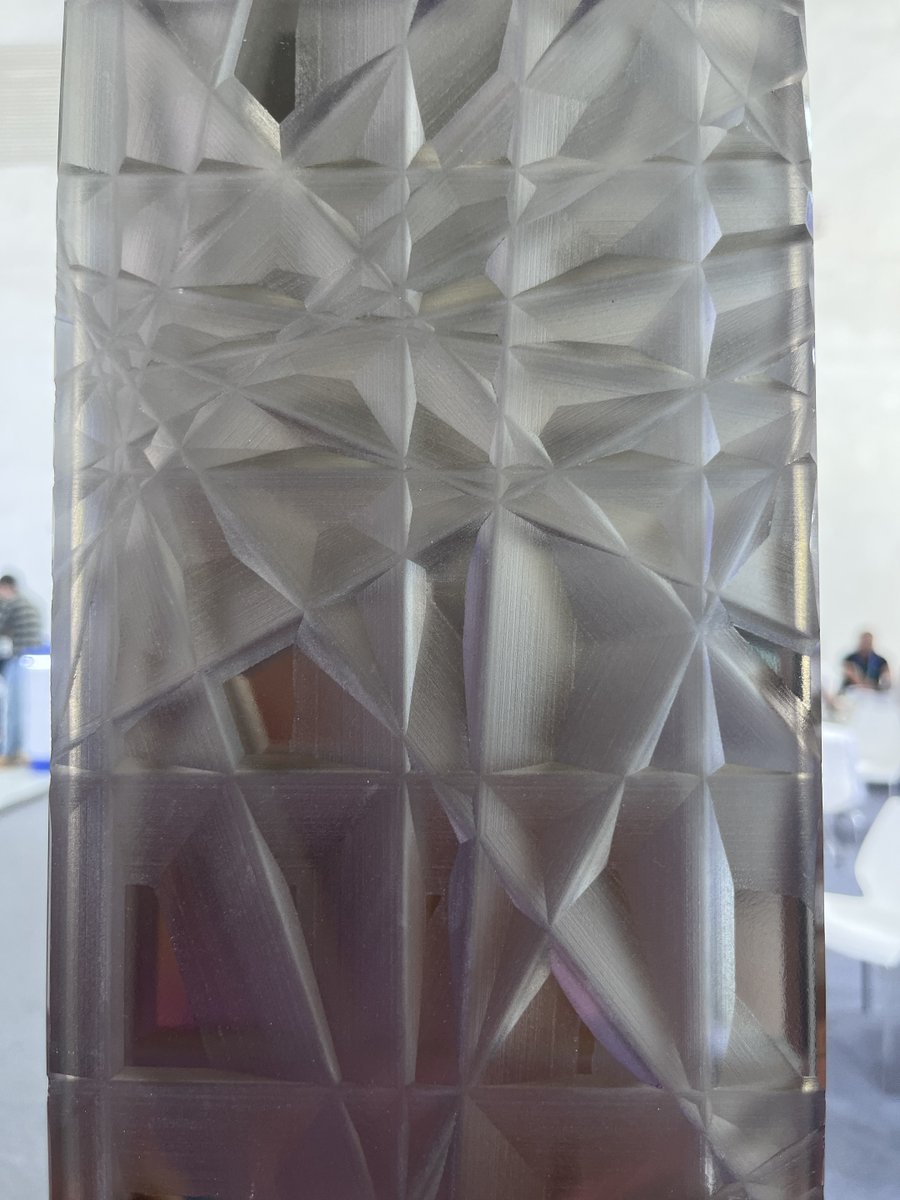 Rosa_luck_glass's tweet image. We are one of the leading glass and mirror  exporters of China.Customers first, always provide professional services and give  best price
whatsapp：+8619103216705
#glass #textured #glasswindows  #glassfloor #decorativeglass  #patternedglass #safetyglass  #fusedglass #flutedglass