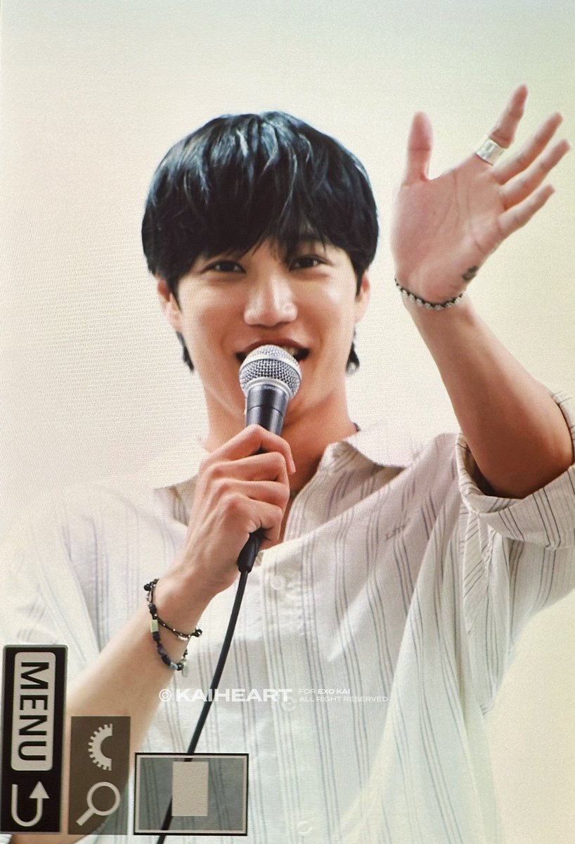 KAI_HEART_114's tweet photo. 250805 mu-mo 사인회
#KAI #카이 #종인 #カイ #金钟仁  
@weareoneEXO https://t.co/6THi8VRQcG