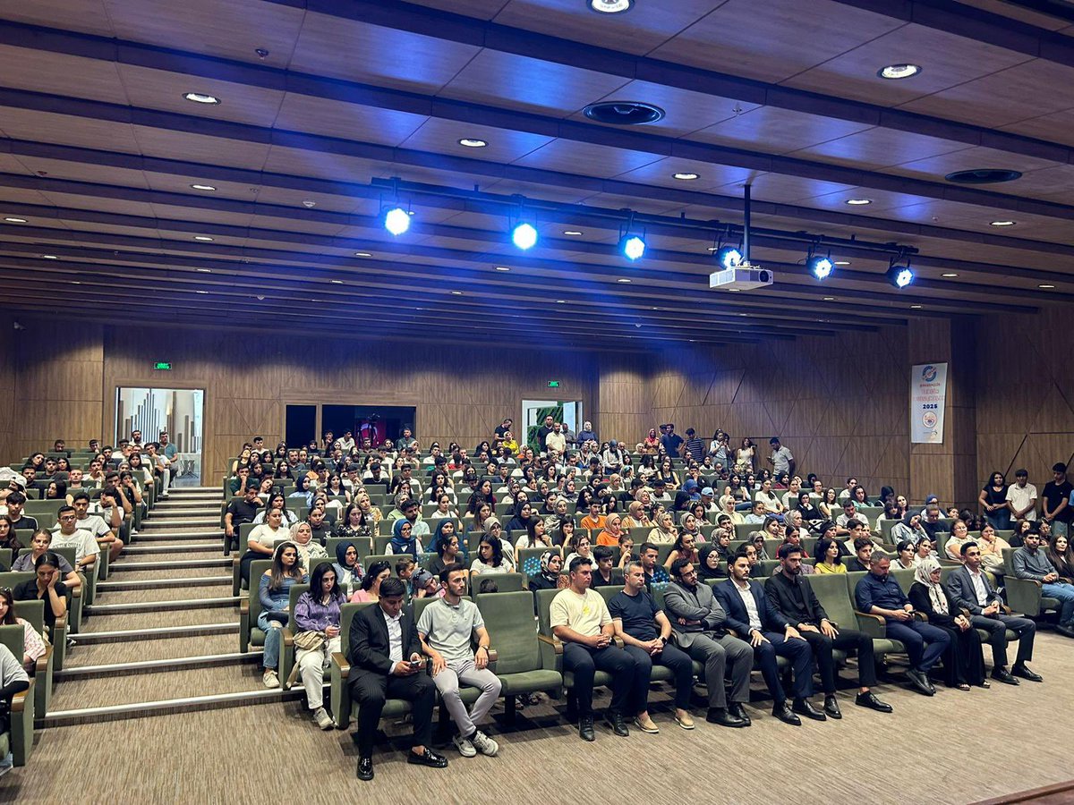 Fatih Aydemir 🇹🇷 (@fatihaydemir45) on Twitter photo Gaziantep Tercih Buluşması📍
Büyükşehir Belediye Başkanımız Sayın <a href="/FatmaSahin/">Fatma Şahin</a>, Milletvekilimiz Sn. <a href="/mesutbozatli/">Av.Mesut Bozatlı 🇹🇷</a>, MKYK Üyemiz Sn. <a href="/hkalyoncukoc/">Hilal Kalyoncu Koç</a>, Yeni Seçmen Başkanımız Sn. <a href="/tkutluay64/">Tolunay Kutluay</a> ve İl Gençlik Kolları Başkanımız Sn. <a href="/avmustafadurmus/">Av. Mustafa Durmuş</a> ile birlikte,
Üniversite tercihlerini Gaziantep Tercih Buluşması📍
Büyükşehir Belediye Başkanımız Sayın <a href="/FatmaSahin/">Fatma Şahin</a>, Milletvekilimiz Sn. <a href="/mesutbozatli/">Av.Mesut Bozatlı 🇹🇷</a>, MKYK Üyemiz Sn. <a href="/hkalyoncukoc/">Hilal Kalyoncu Koç</a>, Yeni Seçmen Başkanımız Sn. <a href="/tkutluay64/">Tolunay Kutluay</a> ve İl Gençlik Kolları Başkanımız Sn. <a href="/avmustafadurmus/">Av. Mustafa Durmuş</a> ile birlikte,
Üniversite tercihlerini