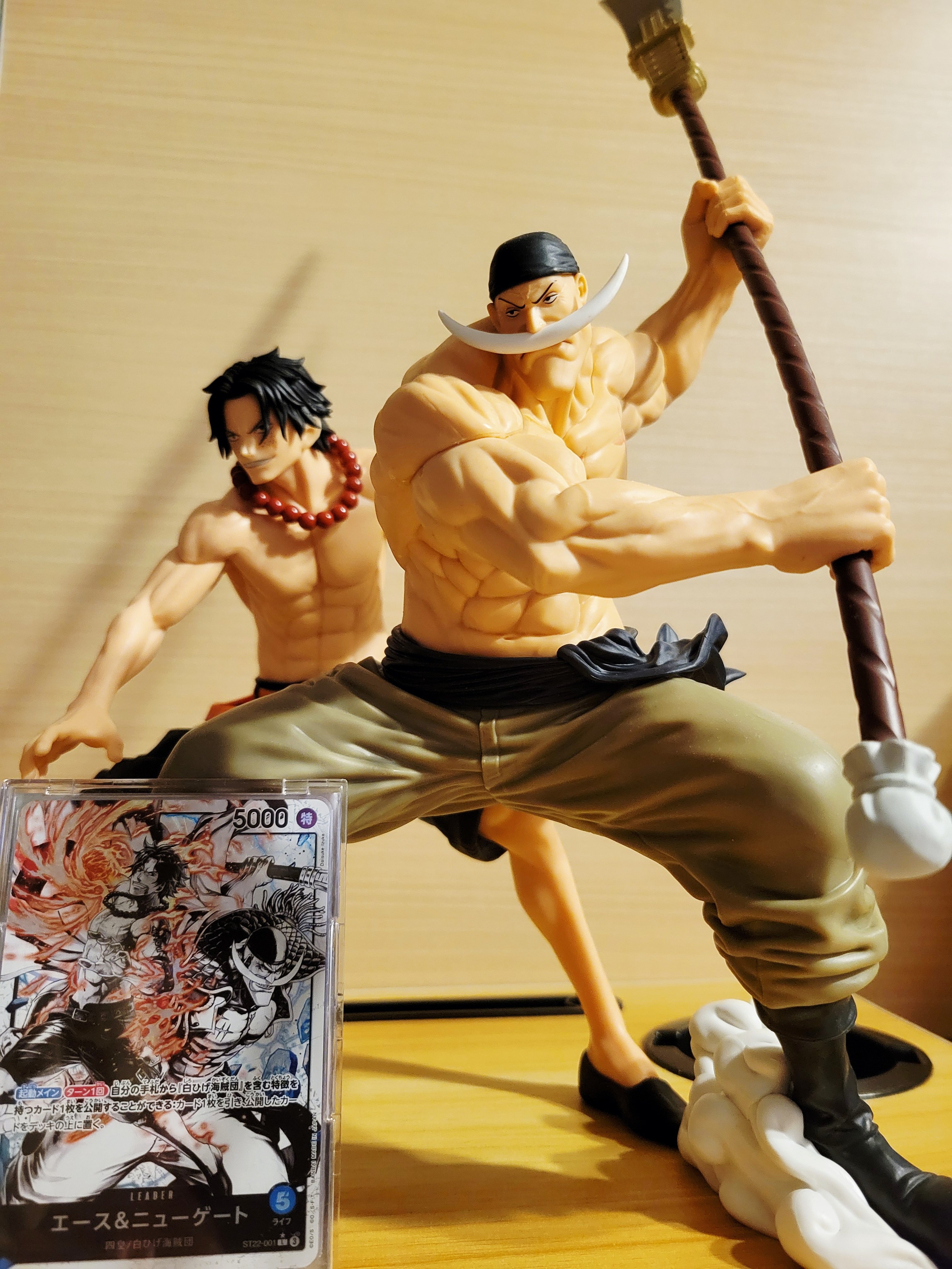 RINSUKAM様　 白ひげ 【若い頃】 RINSUKAM様 白ひげ 【若い頃】 ワンピース白ひげ若い頃 | TikTok