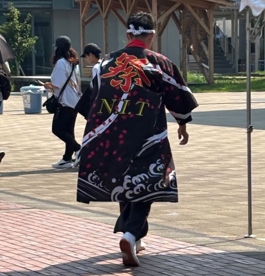 Yoshida_Yossyyy's tweet photo. 日工大イチ法被が似合う男になれたかな https://t.co/nlVy7q6pVl