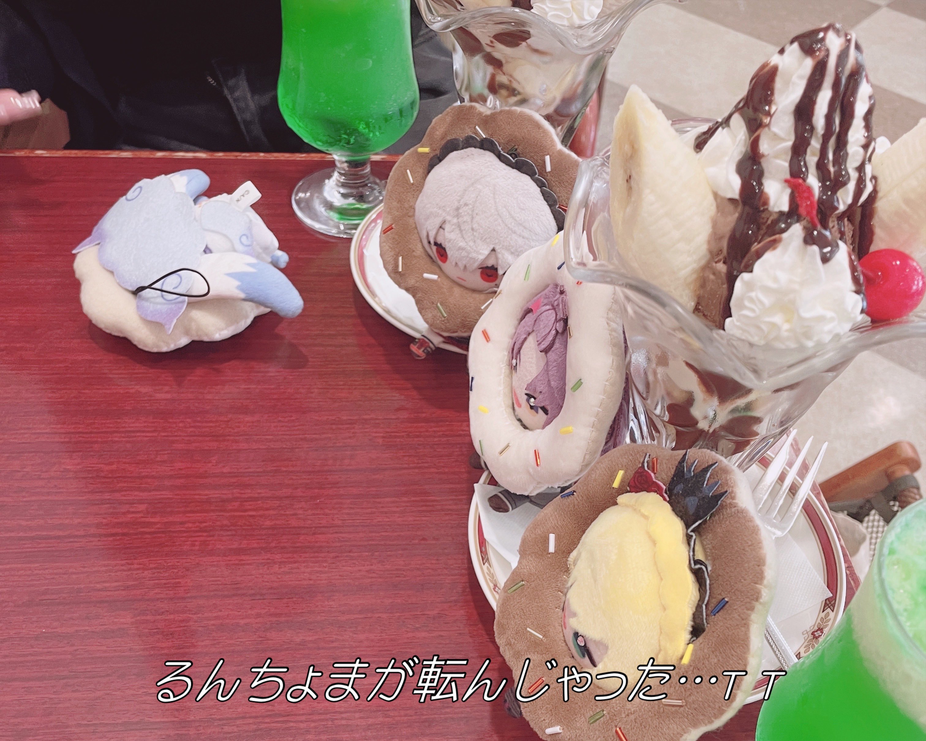 あやぷ✨サンタクロース3P 可愛いスノーマン2点セット❗️ みさん🍩 (@mimi0_99) / X