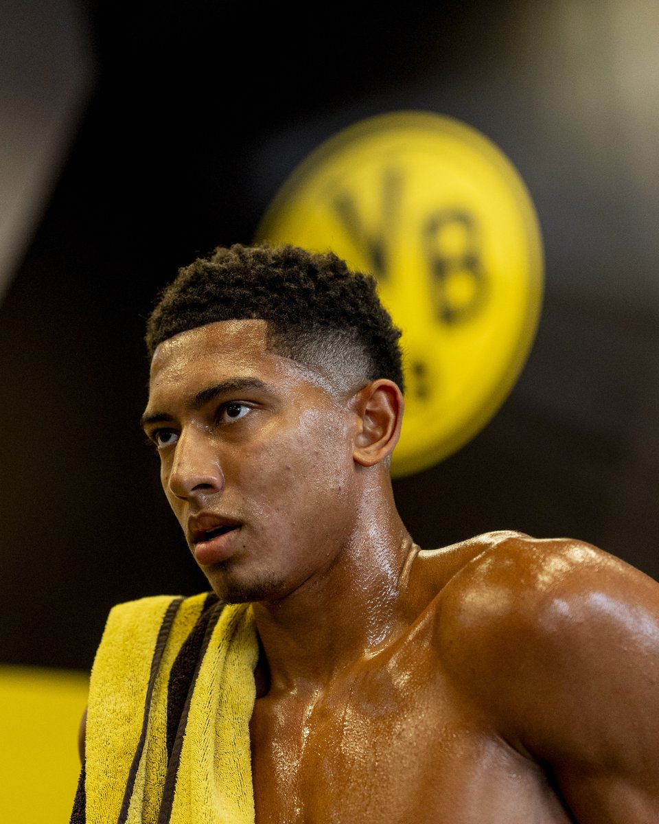 UEFA Champions League tweet media