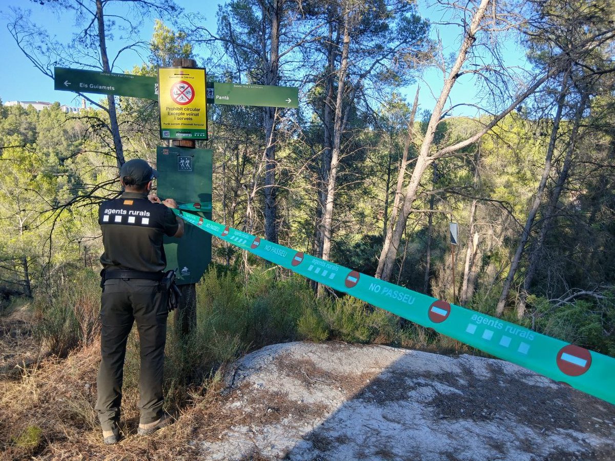 A Catalunya tenim una eina clau per prevenir els incendis: el Pla Alfa.

Té 5️⃣ nivells de perill que van del 0, que indica perill baix, al 4, que vol dir risc extrem.

Abans de sortir, consulta el nivell de cada zona 👉 gen.cat/plaalfa

El foc no avisa. El Pla Alfa sí! 🔥