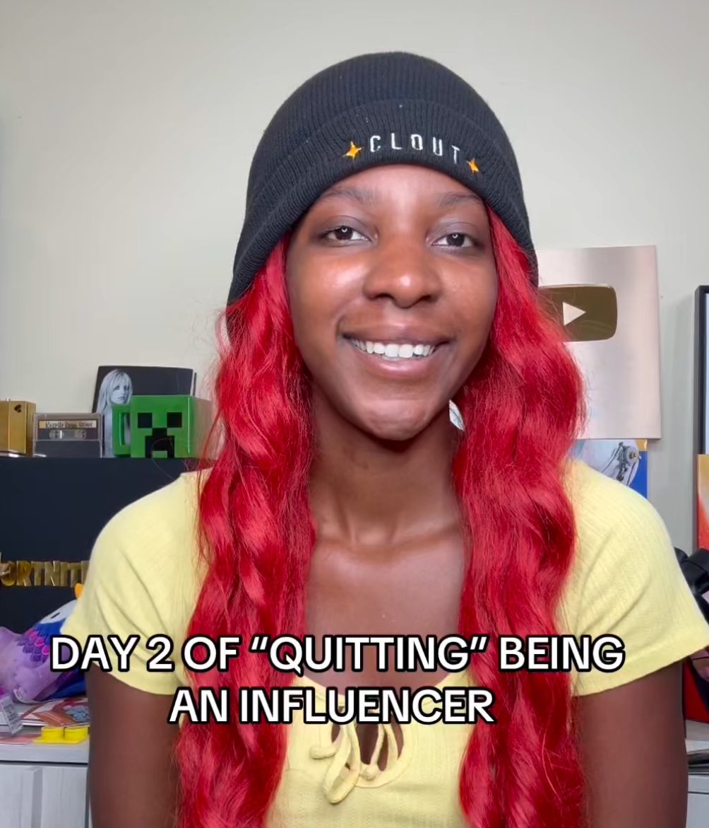 Day 2 of “QUITTING” being an influencer…THE RESULTS ARE IN… 🥁🥁🥁🥁

“Play Fortnite with a CELEBRITY/INFLUENCER of your choosing” won 🏆🏆🏆 so now I need you to COMMENT what celebrity/influencer you want to see me play FORTNITE with!

Whatever name gets commented the most