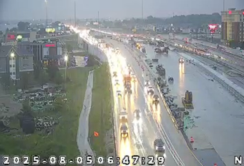 Matt Bair (@mattintraffic) on Twitter photo Northeast Side: Crash on the exit ramp from SB-69 to I-465. The left lane of the exit is blocked, slowing traffic to 106th St. <a href="/WIBCTraffic/">WIBC Traffic</a> Northeast Side: Crash on the exit ramp from SB-69 to I-465. The left lane of the exit is blocked, slowing traffic to 106th St. <a href="/WIBCTraffic/">WIBC Traffic</a>