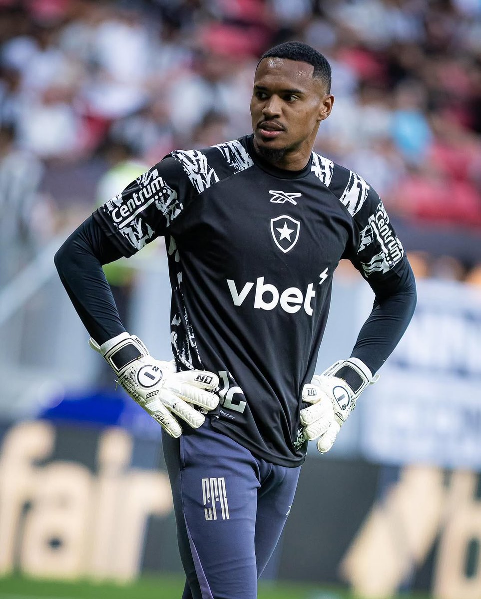 Mais BFR (@maisbfr) on Twitter photo Botafogo e West Ham chegaram a um acordo verbal por John.
A transferência do goleiro deve ser fechada em € 10 milhões. O camisa 12 já aceitou os termos e está próximo de fechar.
🗞 <a href="/FabrizioRomano/">Fabrizio Romano</a> Botafogo e West Ham chegaram a um acordo verbal por John.
A transferência do goleiro deve ser fechada em € 10 milhões. O camisa 12 já aceitou os termos e está próximo de fechar.
🗞 <a href="/FabrizioRomano/">Fabrizio Romano</a>