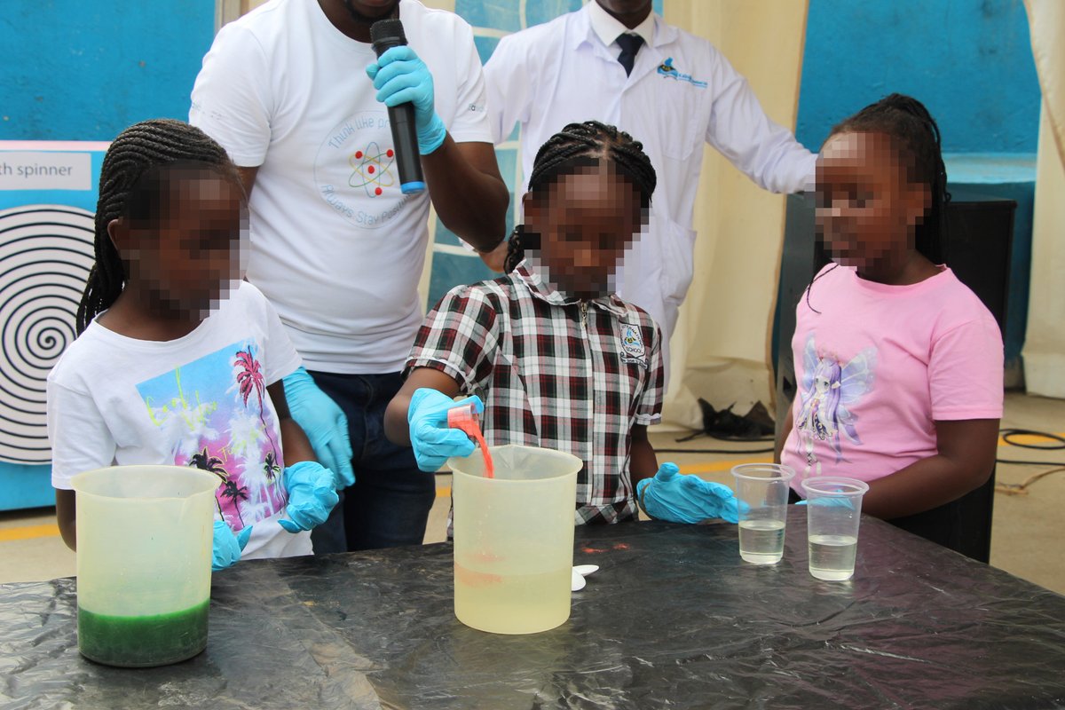 sdckampala's tweet photo. Science shows are a vital part of our school engagement activities. Forget the blurry faces, children enjoy hands-on fun that enriches their education. https://t.co/TcdxxGfJgH