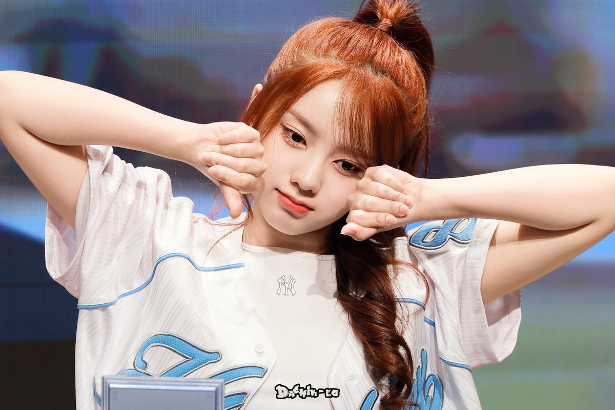 20250803 UNIS (유니스) - The 2nd Mini Album 'SWICY'  점프업이엔티  FANSIGN EVENT - 교원투어 콘서트홀 
#UNIS #유니스 #ELISIA #엘리시아