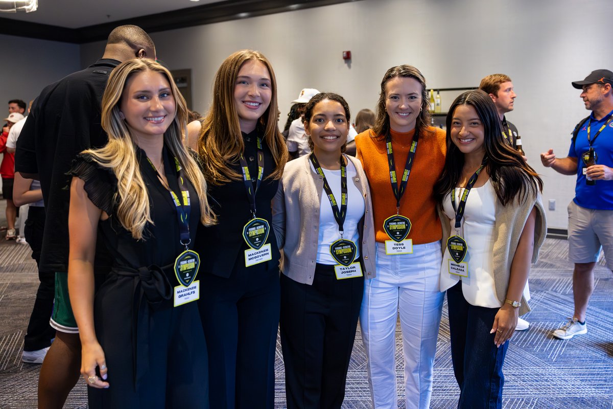 Teamworks (@teamworks) on Twitter photo Day 1 of the <a href="/FBRecSymposium/">Personnel and Recruiting Symposium</a> ✅🏈
Energy was buzzing yesterday, with attendees packed in & ready to hear from the sharpest minds in recruiting. Day 1 of the <a href="/FBRecSymposium/">Personnel and Recruiting Symposium</a> ✅🏈
Energy was buzzing yesterday, with attendees packed in & ready to hear from the sharpest minds in recruiting.