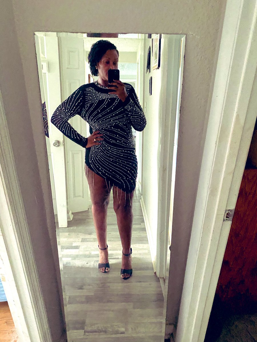 Hey stunner, I just wanted to let you know you're so loved... by me 🩷