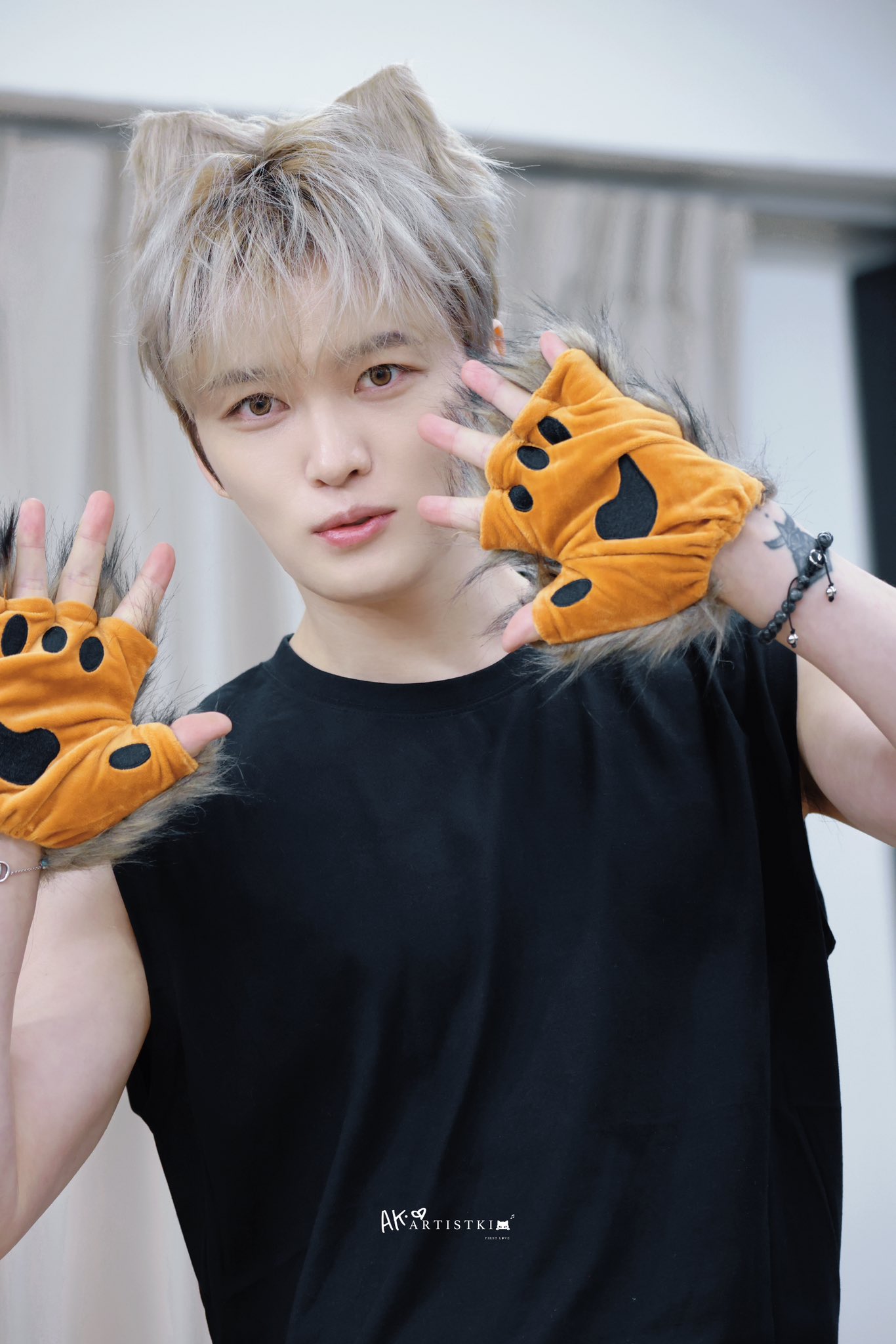 セール中…キム・アジュン直筆サイン入り超大型写真…Kim A Joong Amazon