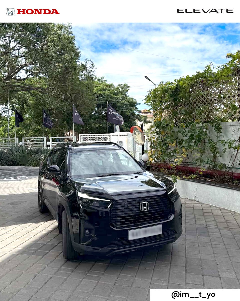 A rainy day, a cozy stay, and the Elevate leading the way, he said. He expressed his LoveForHonda, appreciating the comfort of driving his Elevate through city traffic as well as long stretches. HondaCarIndia HondaCars HondaElevate https t A rainy day, a cozy stay, and the Elevate leading the way, he said