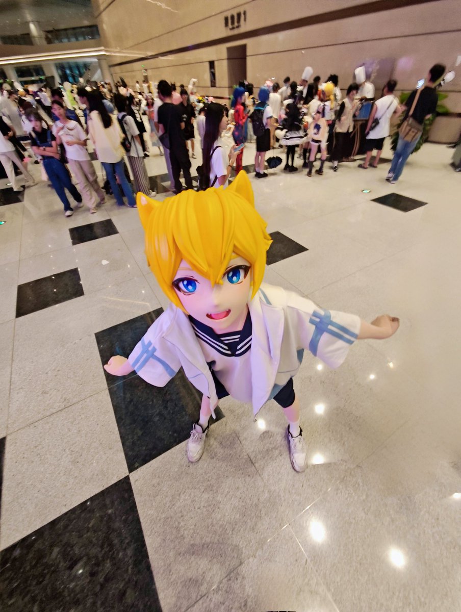 人！你在看什么啊？让我看看~
(⁠｡⁠･⁠ω⁠･⁠｡⁠)⁠ﾉ⁠♡
（孩子也会去DW12哒！欢迎找我玩！）
🔧制作工坊： <a href="/Qianyikig_TOT/">TOT千翼工坊</a>
#kigurumi #zentai