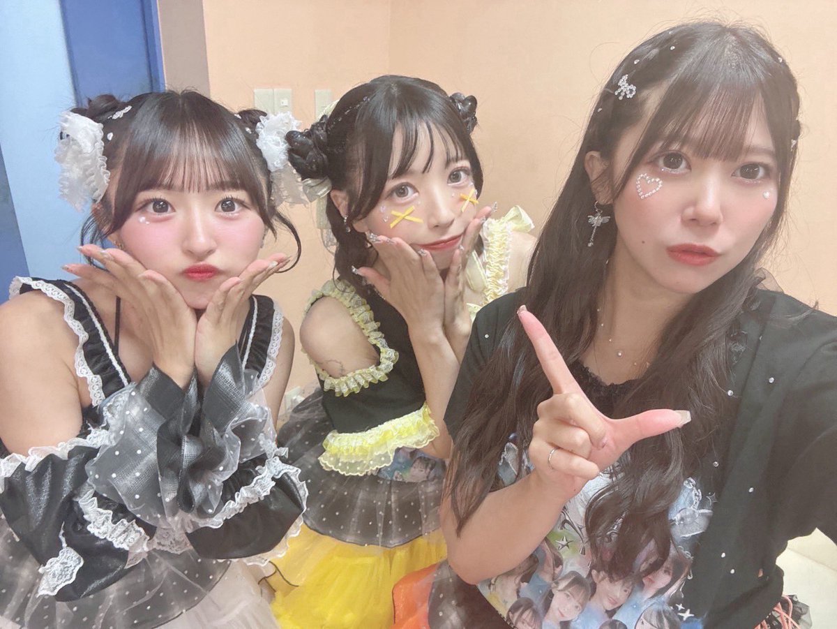 ♡えり♡ELI♡アカウント えり♥️LOVERED♥️(えっちゃん🤍 𝒃𝒚 𝑺𝑼𝒁𝑼𝑲𝑰命名♡) on