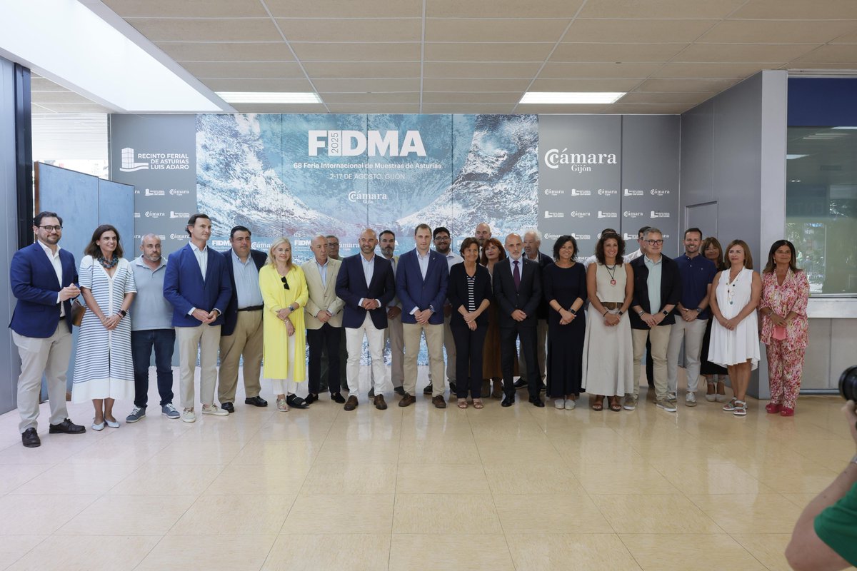 FORO Asturias (@foroasturias) on Twitter photo 📸Visita institucional de <a href="/FOROAsturias/">FORO Asturias</a> a la <a href="/fidmagijon/">FIDMA Gijón</a>
📢 <a href="/AdrianPumares/">Adrián Pumares</a> denuncia “el mayor ataque al principio de solidaridad desde 1978” con un <a href="/AdrianBarbon/">🌹 Adrián Barbón 💙💛</a> ausente.
💬 “Advertí que la investidura de <a href="/salvadorilla/">Salvador Illa Roca</a> se pagaría con los servicios públicos de los asturianos”. 📸Visita institucional de <a href="/FOROAsturias/">FORO Asturias</a> a la <a href="/fidmagijon/">FIDMA Gijón</a>
📢 <a href="/AdrianPumares/">Adrián Pumares</a> denuncia “el mayor ataque al principio de solidaridad desde 1978” con un <a href="/AdrianBarbon/">🌹 Adrián Barbón 💙💛</a> ausente.
💬 “Advertí que la investidura de <a href="/salvadorilla/">Salvador Illa Roca</a> se pagaría con los servicios públicos de los asturianos”.