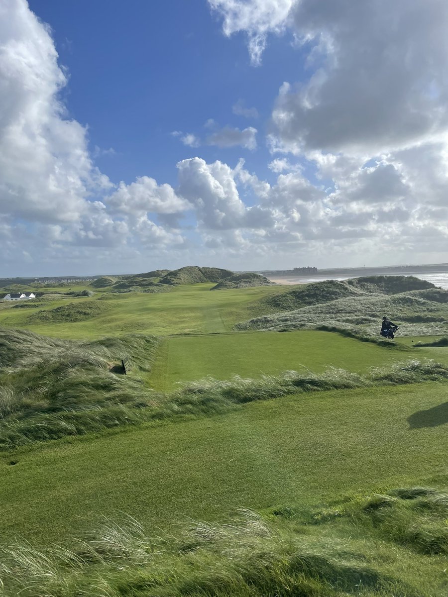slicerdicer2's tweet image. A 45mph constant wind made for a rough day on the Links @TrumpDoonbeg got a PCC +3 adjustment, but sunny and no rain.  Ate dinner after and now to Ballybunion