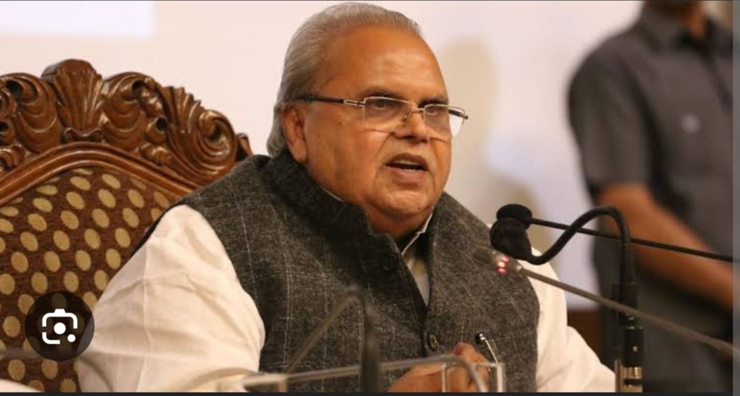 ग्रामीण पृष्ठभूमि से जुड़े पूर्व राज्यपाल श्री सतपाल मलिक जी के निधन की दुखद सूचना प्राप्त हुई ईश्वर दिवंगत आत्मा को अपने श्री चरणों में स्थान दें व परिवारजनों को इस दुख को सहन करने की शक्ति प्रदान करें। #sataypalmalik