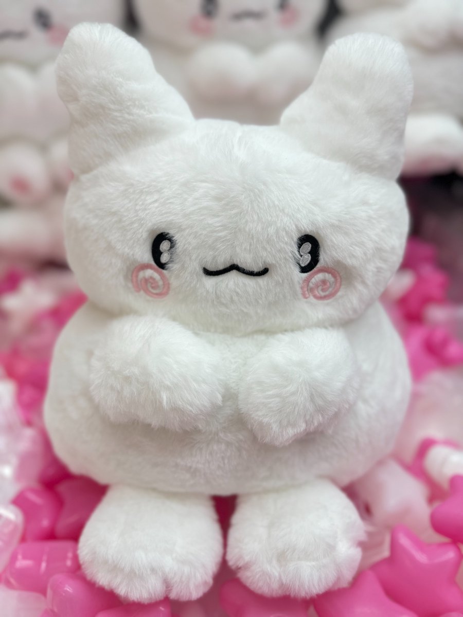 【Happy Birthday🎂】

今日8/7は「はなまるおばけ まるまる」の誕生日👑
まるまる誕生日おめでとう🍦

当店ではまるまるの景品がたくさん登場中✨
初心者の方でも挑戦しやすい台も用意しています👾

ぜひゲットして下さい🙌

#タイステ多摩 
＃はなまるおばけ
＃サンリオキャラにおめでとう