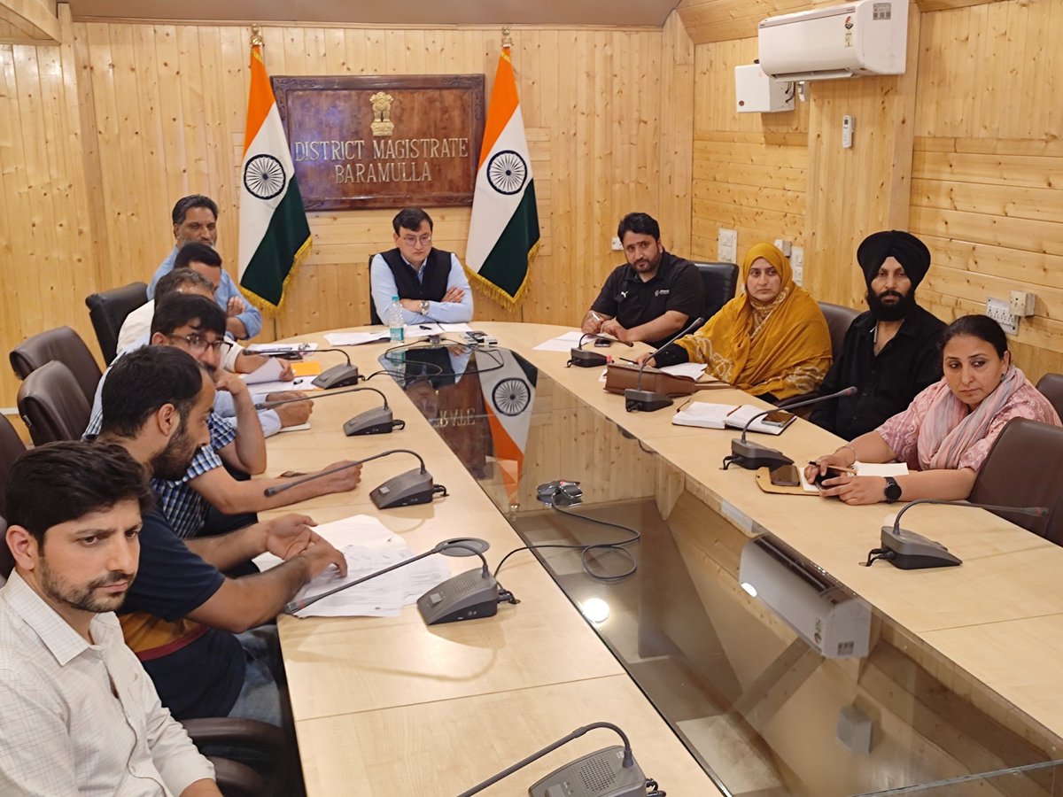 #MissionYUVA picks pace in Baramulla!
DLIC Baramulla, under the chairmanship of DC B'la <a href="/mingasherpa/">Minga Sherpa</a>, approved 315 cases to boost youth self-employment and empowerment. 
<a href="/OfficeOfLGJandK/">Office of LG J&K</a> 
<a href="/CM_JnK/">Office of Chief Minister, J&K</a> 
<a href="/diprjk/">Information & PR, J&K</a> 
<a href="/DICBaramulla/">Information and PR Baramulla</a>
<a href="/YuvaJKofficial/">Project YUVA Jammu & Kashmir</a> 
<a href="/ddnewsSrinagar/">DD NEWS SRINAGAR</a> 
<a href="/airnewsalerts/">All India Radio News</a>