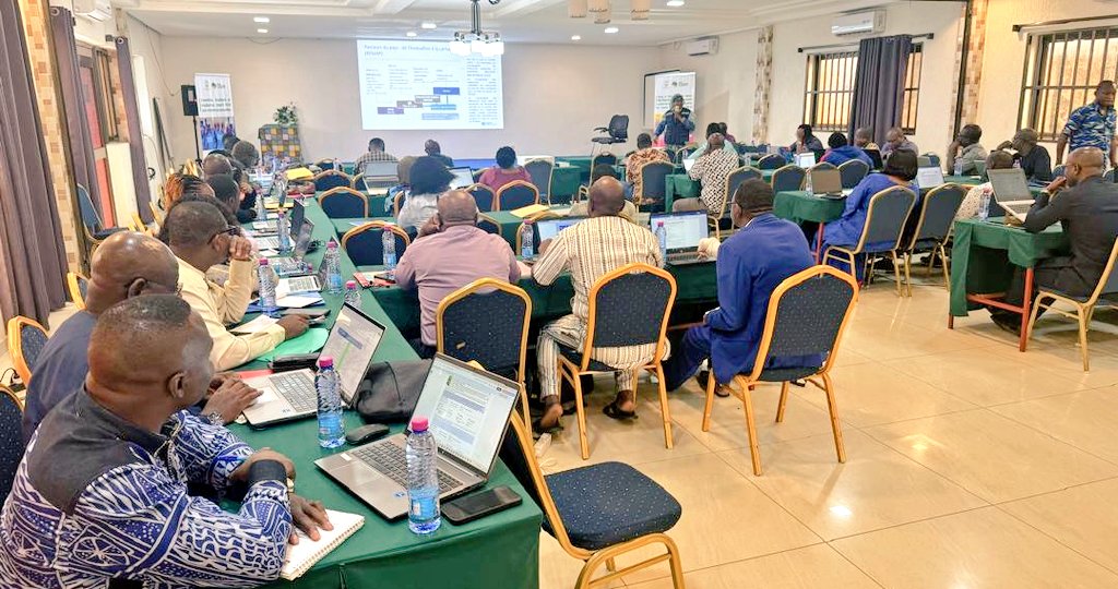 barryrodB's tweet photo. #Kpalime #Togo.🇹🇬 is hosting from August 4-8 a resource mapping workshop for the implementation of the National Action Plan for Health Security (NAPHS). Objective : map resources for the #IHR & health security. Multi-sector 67 participants & 20 national partners are attending. This important activity is financed by Pandemic Funds with @WHOAFRO @OMSTogo technical supports. The workshop is under the supervision of #DakarHub experts @moulaye22497 @cemassidi. #ProudToBeWHO.  FOR MORE INFORMATION :      A National Action Plan for Health Security (NAPHS) is a country-owned, multi-year planning process designed to improve a nation's capacity to prevent, detect, and respond to public health threats. It's a comprehensive, multisectoral approach, involving various government bodies, private sector, and civil society organizations. The goal is to strengthen a country's ability to meet the requirements of the International Health Regulations (IHR) and enhance overall health security.