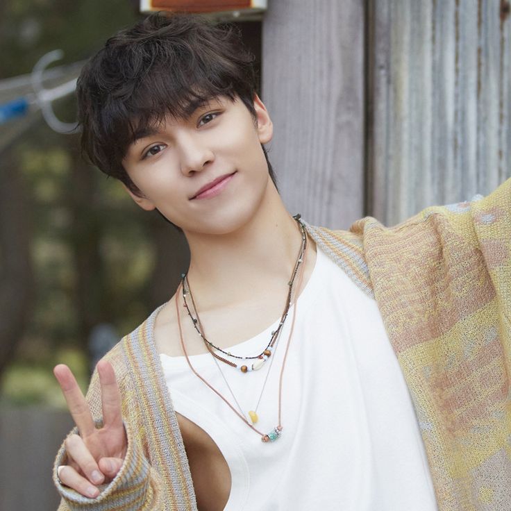 Vinza ✮⋆˙ Logout (@varlidation) on Twitter photo 