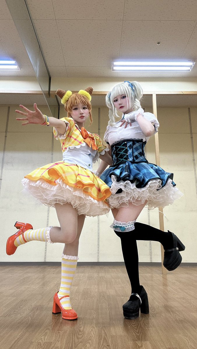 #ウイコス13

クラスメイト♩おとめとユリカでいました❕とっても楽しかった🍭🌈🦇🍷